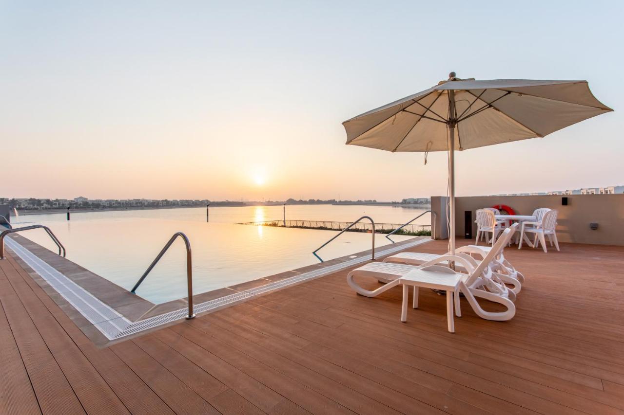 Apartment Live Here, Enjoy Waters Of Arabian Gulf