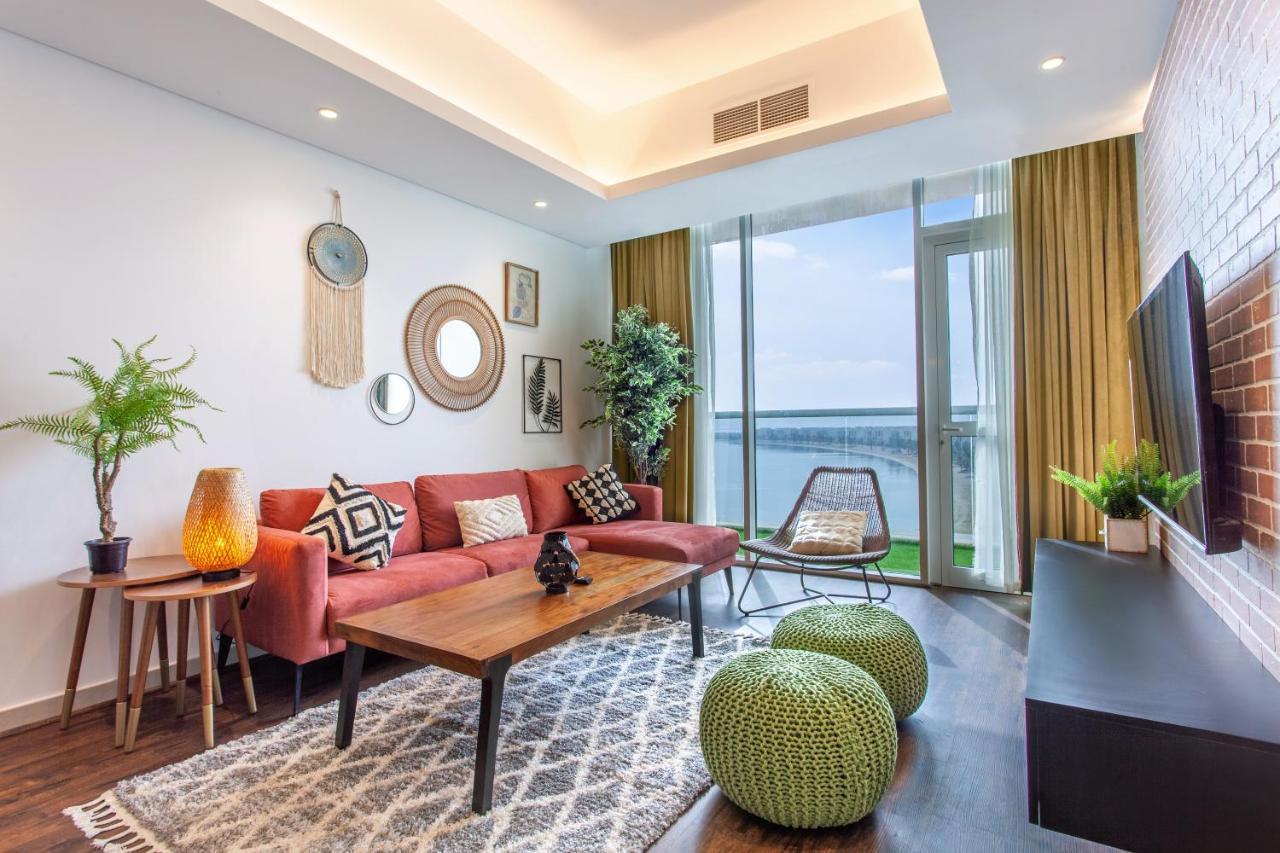 Apartment Live Here, Enjoy Waters Of Arabian Gulf