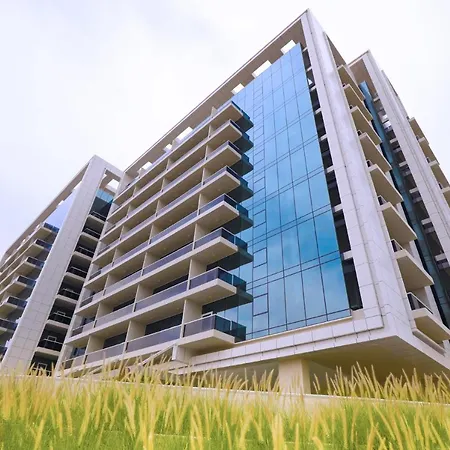Live Here, Enjoy Waters Of Arabian Gulf Ras al-Khaimah Exterior photo